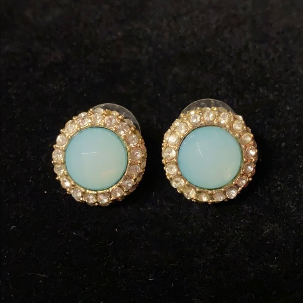 Light blue/sea foam green earrings